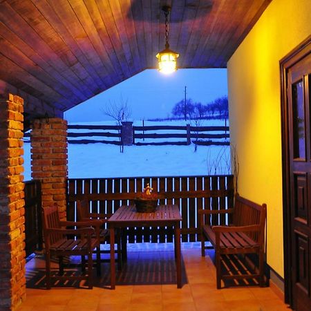Apartments Mali Raj Dolenci المظهر الخارجي الصورة